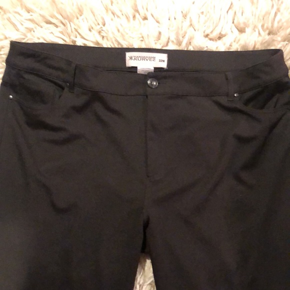 Women’s Black Pants - Picture 1 of 4